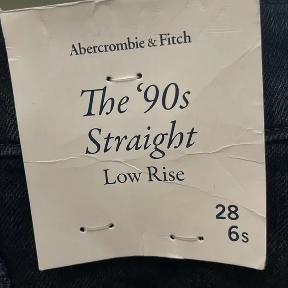 Low Rise 90s Straight Jeans​